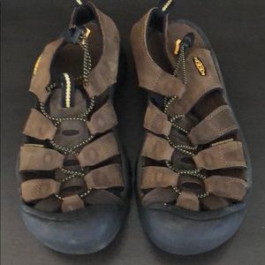 Men’s Keen Sandals Size 8.5
